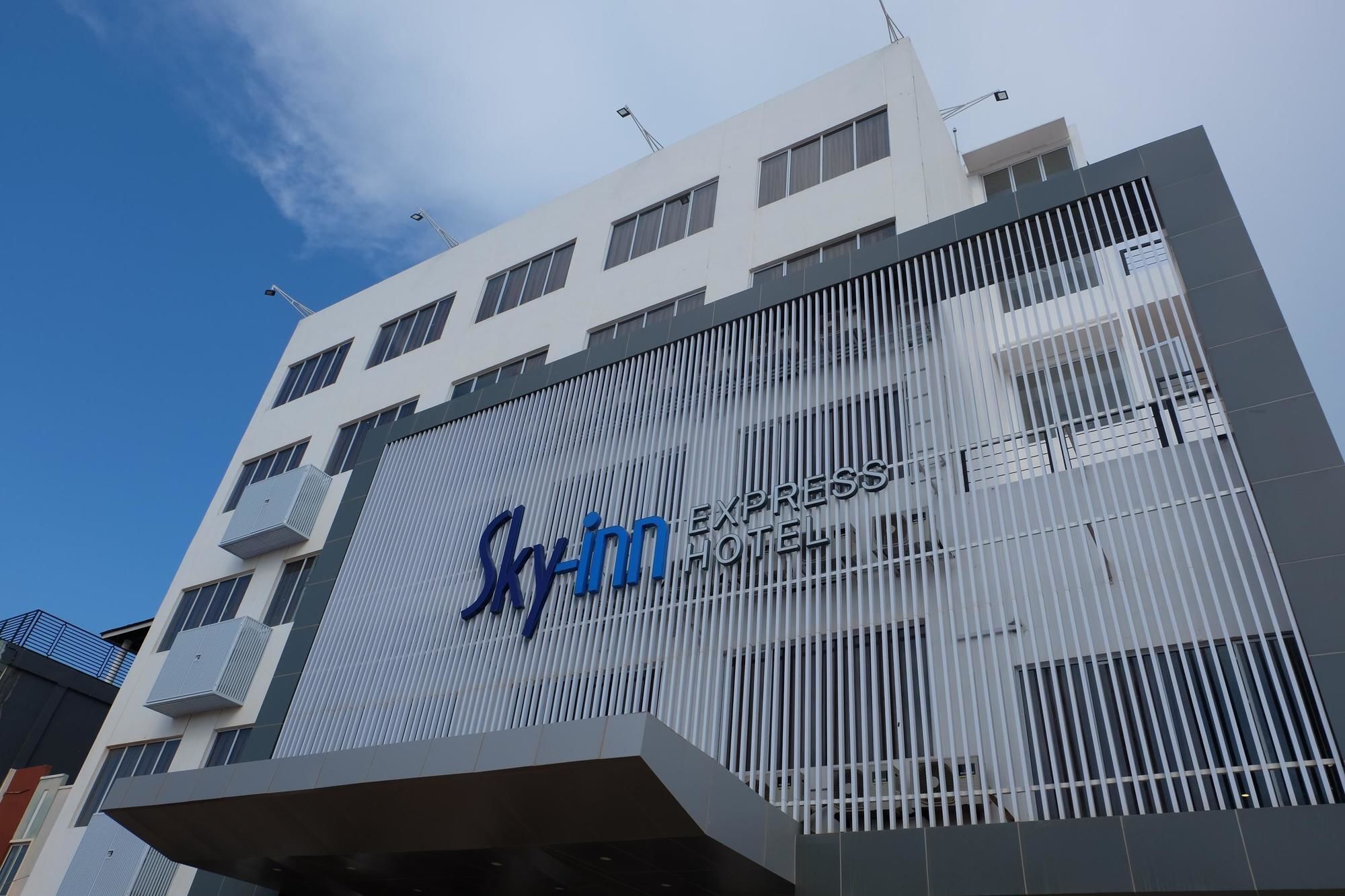 Os Hotel Airport Batam Exterior photo